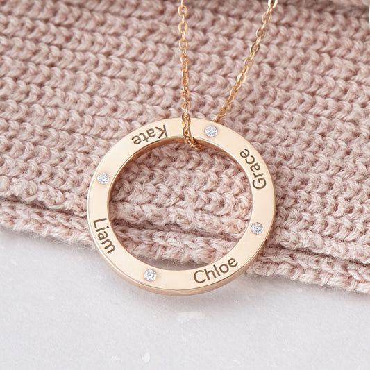 Personalized Grandkids Necklace – Custom Names Gift for Grandma