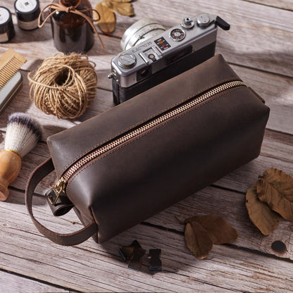 Signature Leather Dopp Kit – Groomsmen Proposal Gift
